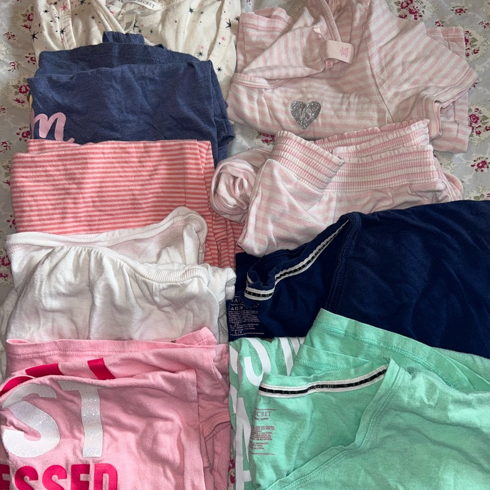 Victoria secret small clothing bundle